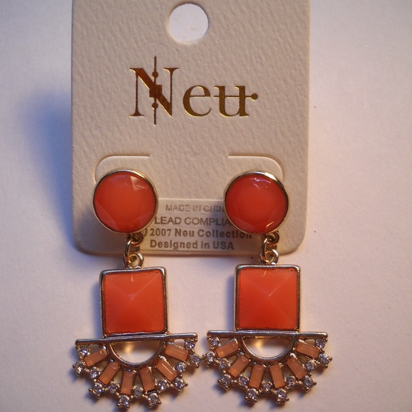 Neu dangle earrings - Picture 1 of 1